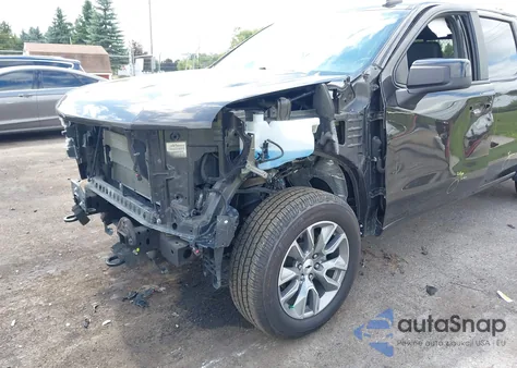 2021 Chevrolet Silverado 1500 4Wd Short Bed Rst z USA, uszkodzony, nr VIN 1GCUYEED9MZ148135